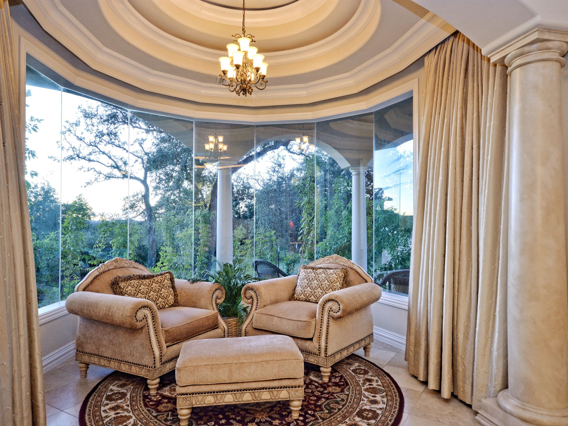 Primary sitting area